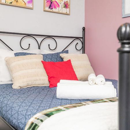 Pet-Friendly Home - Near Chinatown & Little Italy Оттава Екстер'єр фото